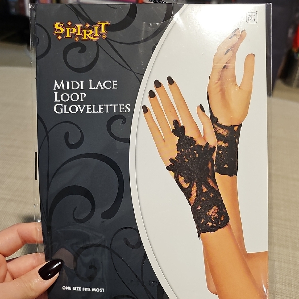Spirit Black Midi Lace Glovelettes